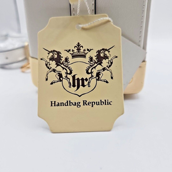 Handbag Republic Bag White Convertible Tasseled Clutch Shoulder Zipper Clasp - Picture 15 of 16